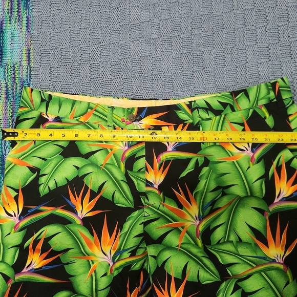 Loudmouth Floral Chico Golf Style Short Size 44 - Picture 2 of 6
